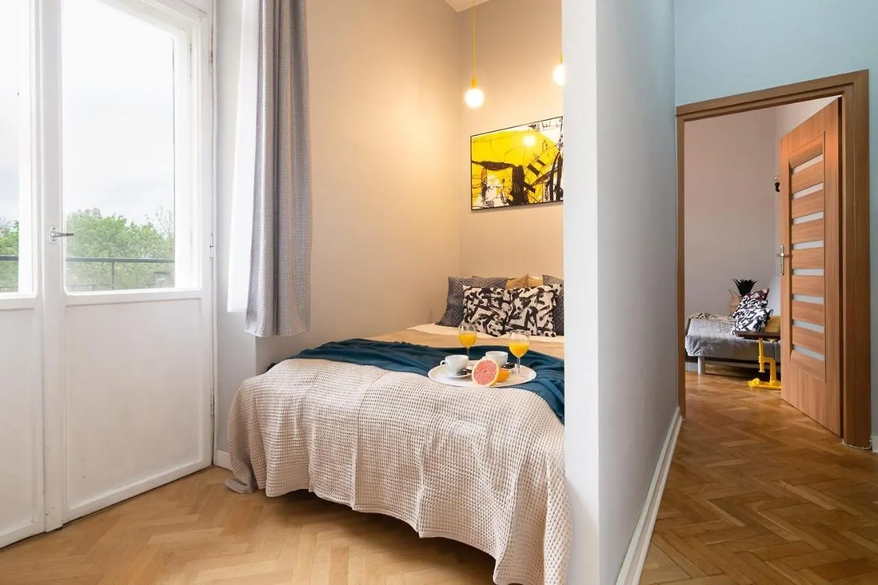 Rent Like Home - Smolna 20 Warsaw Apartment